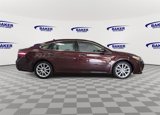 Used 2014 Toyota Avalon Limited image 4