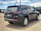New 2025 Jeep Grand Cherokee Laredo image 4