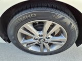 Used 2017 Hyundai Elantra SE image 5