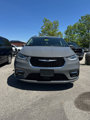 Used 2022 Chrysler Pacifica Touring-L image 2
