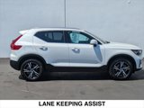 Used 2025 Volvo XC40 B5 Core image 6