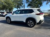 Used 2023 Nissan Rogue SV image 5