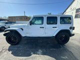 Used 2019 Jeep Wrangler Unlimited Sahara image 2