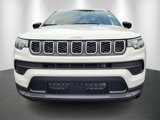 Used 2025 Jeep Compass Sport image 2