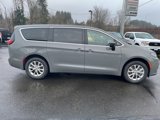 New 2025 Chrysler Pacifica Select w/ Uconnect Theater Family Group image 4