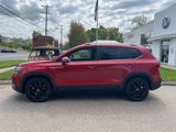 Certified 2022 Volkswagen Taos SE image 3