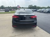 Used 2017 Kia Forte LX image 6