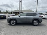 Used 2023 Nissan Rogue SV image 2