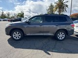 Used 2013 Toyota Highlander FWD image 3