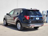 Used 2017 Ford Explorer XLT w/ Equipment Group 202A image 5