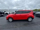Used 2022 Kia Soul LX image 4