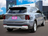 Used 2024 Kia Sorento LX image 5
