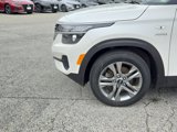 Used 2023 Kia Seltos LX image 4