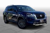 Used 2022 Nissan Pathfinder SL image 2