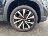 Used 2024 Volkswagen Taos SE w/ MDO Package image 4