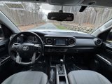 Used 2017 Toyota Tacoma SR5 image 5