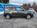 Used 2022 Kia Soul LX w/ Technology Package image 2
