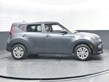 Used 2021 Kia Soul LX image 4