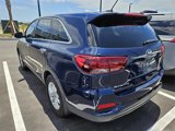 Used 2019 Kia Sorento LX image 3
