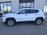 New 2025 Jeep Compass Sport image 4