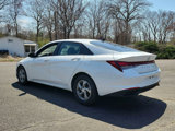 Used 2021 Hyundai Elantra SE image 4