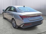 Used 2024 Hyundai Elantra SEL image 3