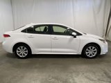 Used 2022 Toyota Corolla LE image 2