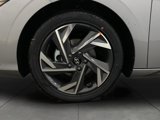 New 2025 Hyundai Elantra SEL image 3