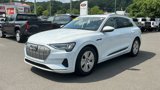 Used 2019 Audi e-tron Prestige w/ Prestige Package image 3