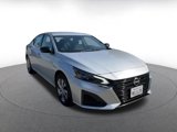 Used 2024 Nissan Altima 2.5 S image 3