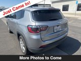 Used 2022 Jeep Compass Latitude image 3