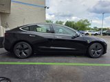 Used 2019 Tesla Model 3 Standard Range image 3