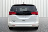 Used 2022 Chrysler Voyager LX image 4