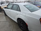 Used 2022 Chrysler 300 Touring image 4