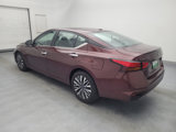 Used 2023 Nissan Altima 2.5 SV image 3