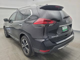 Used 2017 Nissan Rogue SL image 5