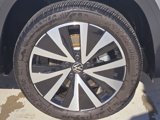 New 2024 Volkswagen Taos SE image 4