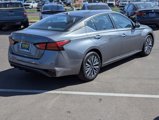 Used 2023 Nissan Altima 2.5 SV image 2