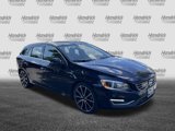 Used 2017 Volvo V60 T5 Platinum w/ 19" Sport Package image 2