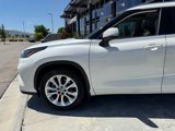 Used 2020 Toyota Highlander Limited image 2