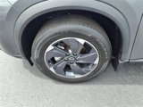 Used 2024 Nissan Rogue SV w/ SV Premium Package image 4