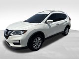 Used 2017 Nissan Rogue SV w/ SV Premium Package image 1