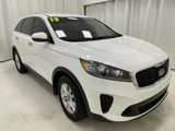 Used 2019 Kia Sorento LX image 3