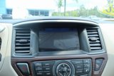 Used 2020 Nissan Pathfinder Platinum image 3