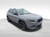 Used 2023 Jeep Cherokee Altitude Lux image 3