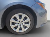 Used 2022 Toyota Corolla LE image 2