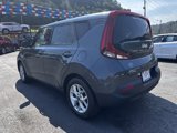Used 2022 Kia Soul LX w/ Technology Package image 3