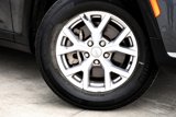 Used 2022 Jeep Grand Cherokee L Limited w/ Luxury Tech Group II image 2