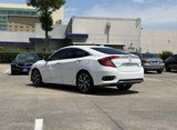 Used 2020 Honda Civic Touring image 4