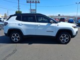 Used 2022 Jeep Compass Trailhawk w/ Trailhawk Elite Group image 2